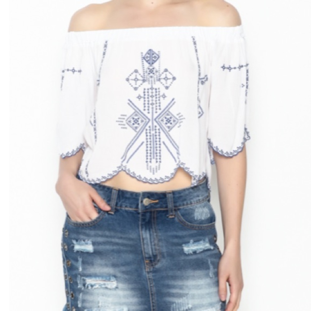 NWOT onetheland off the shoulder blouse